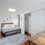 5Br 3Ba Family Retreat 2 Blocks From Beach