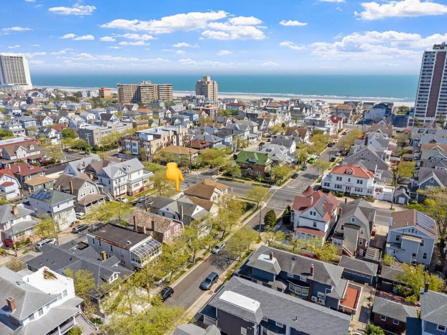 Holiday home 5br 3ba Family Retreat 2 Blocks From Atlantic City
